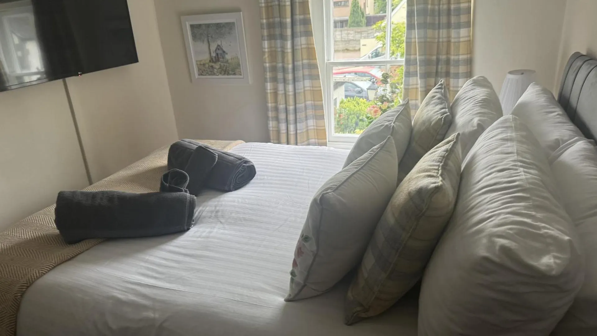 Thorverton Arms 4*,  United Kingdom